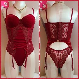 Rare VTG Victoria's Secret 3pc Velvet & Lace Bra Panty Set Size 36B/med Red